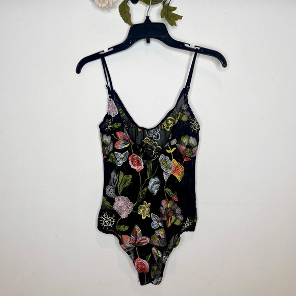 Honey Punch Semi-Sheer Embroidered Floral Bodysuit - Picture 10 of 14